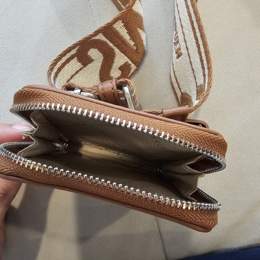 Steve Madden Brown Quilted Women's Bag - Picture 7 of 9